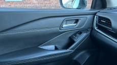 Nissan Qashqai 1.3 DiG-T MH 158 N-Connecta 5dr Petrol Hatchback